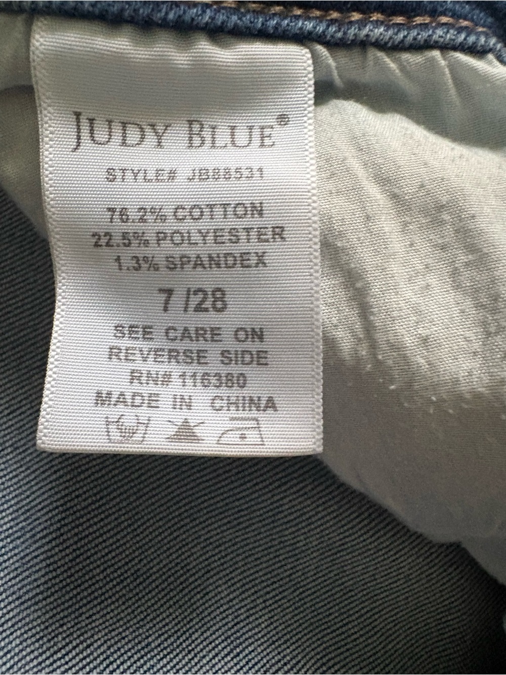 Judy Blue High-Rise Dad Jeans - Picture 4 of 8